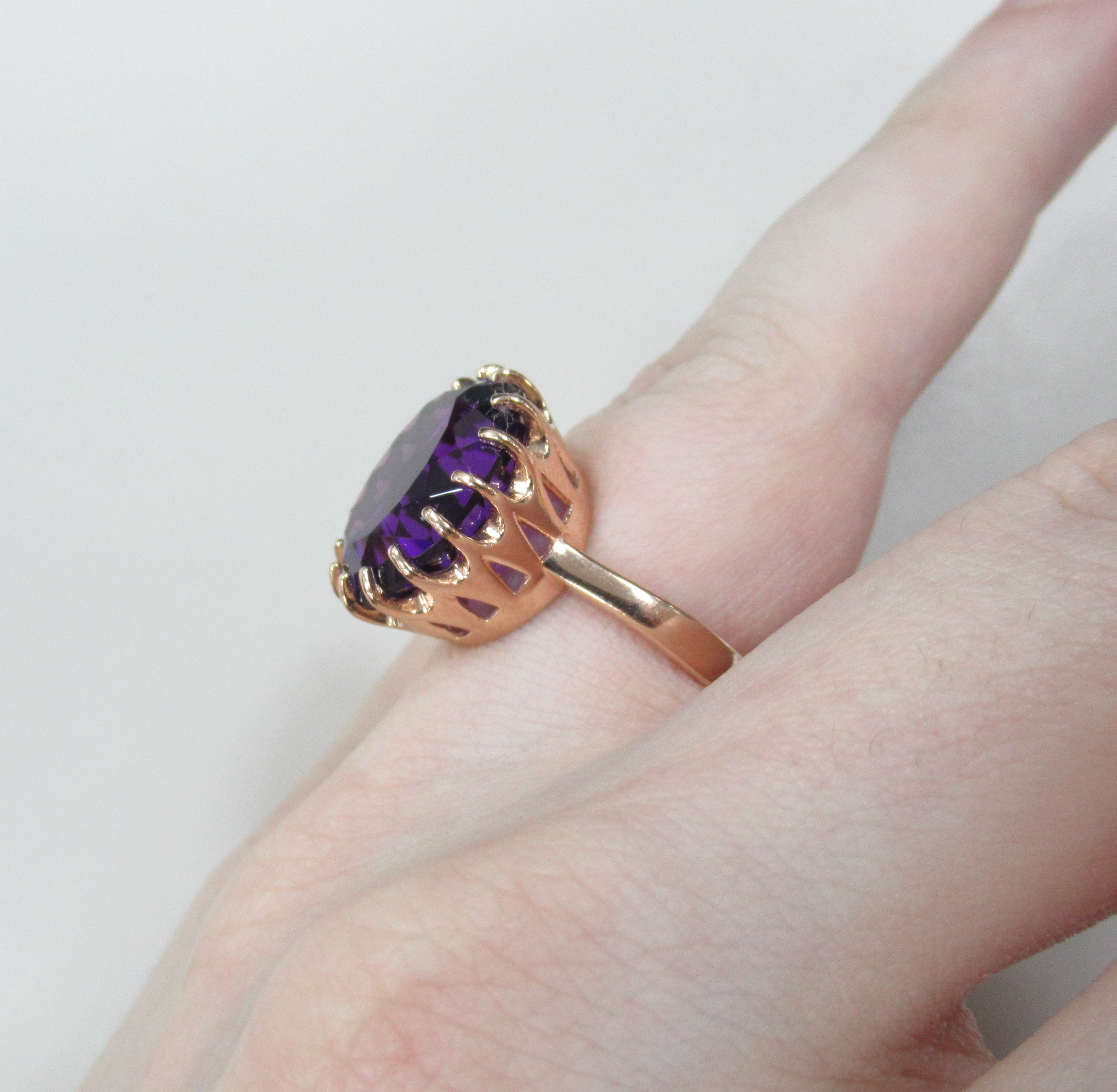 Серебряное кольцо с аметистом